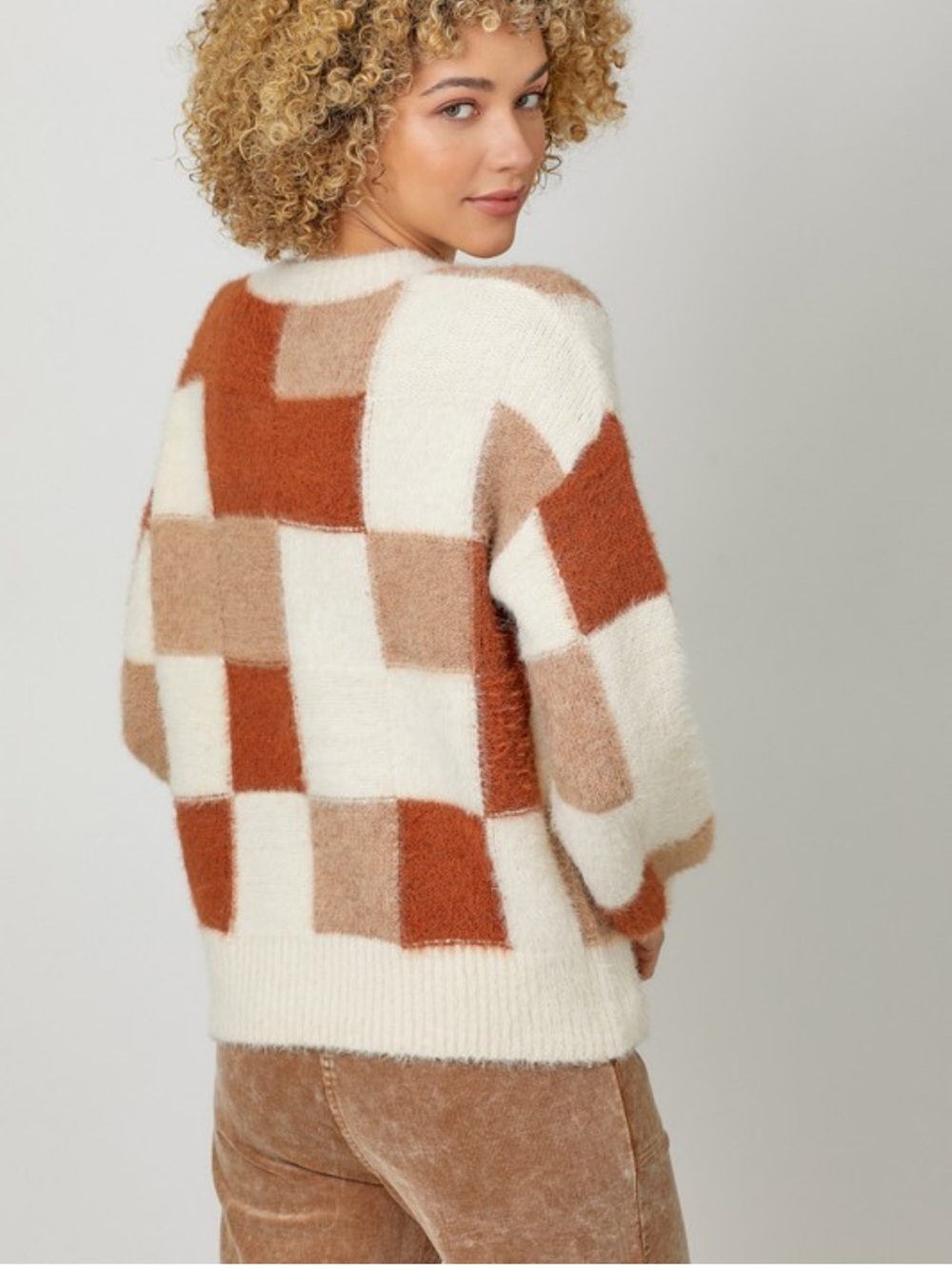 Checkered Pullover Sweater - Picture 6 of 7